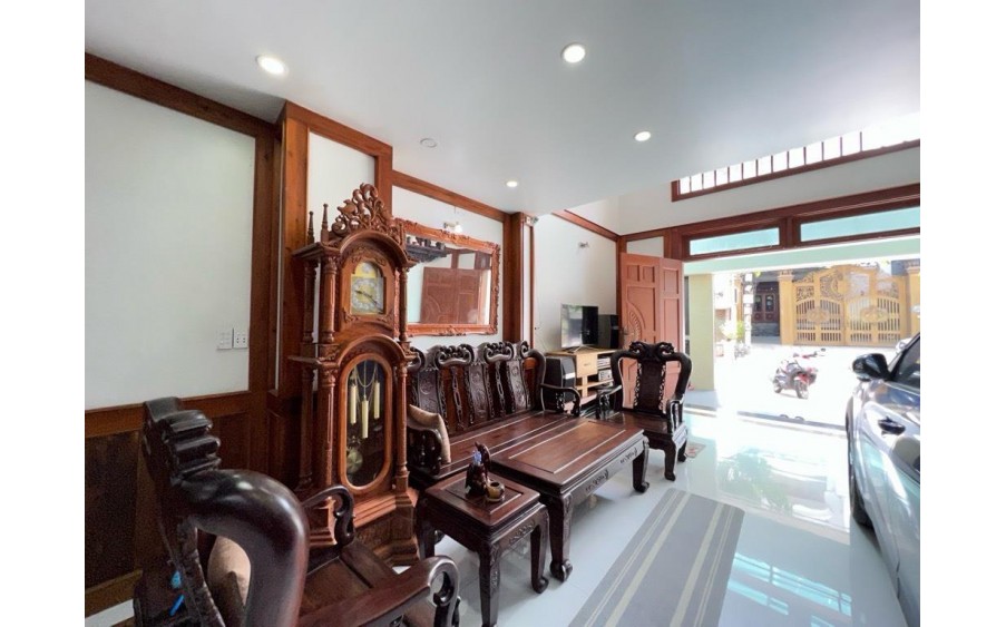 Bán Gấp Nhà Riêng Đường Hữu Nghị, Bình Thọ, 100m2, 4T, Khu VIP Hoàn Công Đầy Đủ